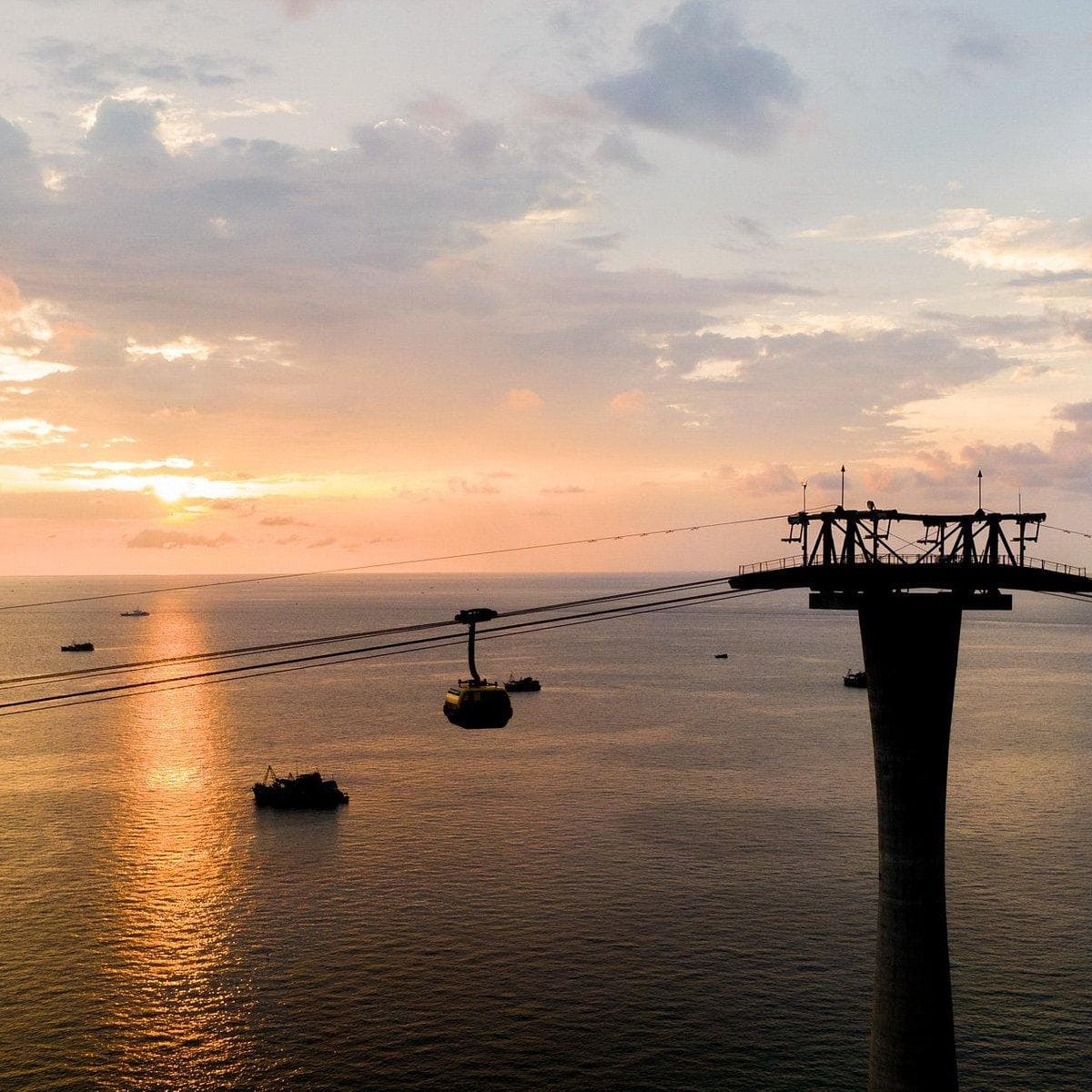 Sun World Hon Thom: Ascend the World’s Longest Sea-Crossing Cable Car