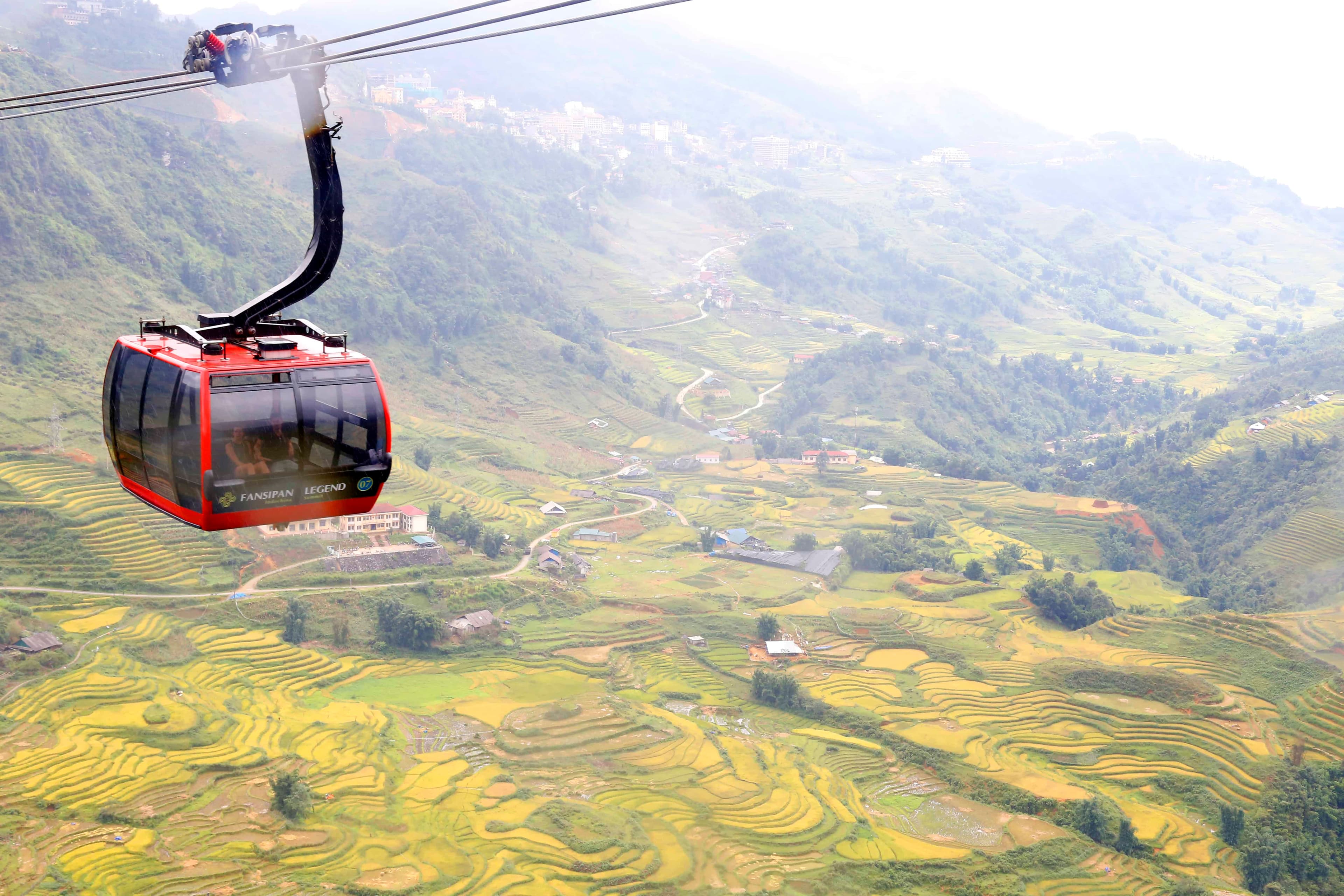 Fansipan Peak VIP Cable Car Tour